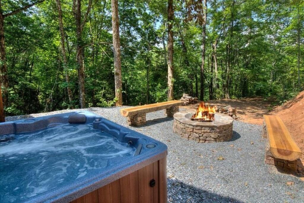Вілла Honeymoon Getaway In Woods Near Noc And Smoky Mtn Rr Брайсон-Сіті Екстер'єр фото